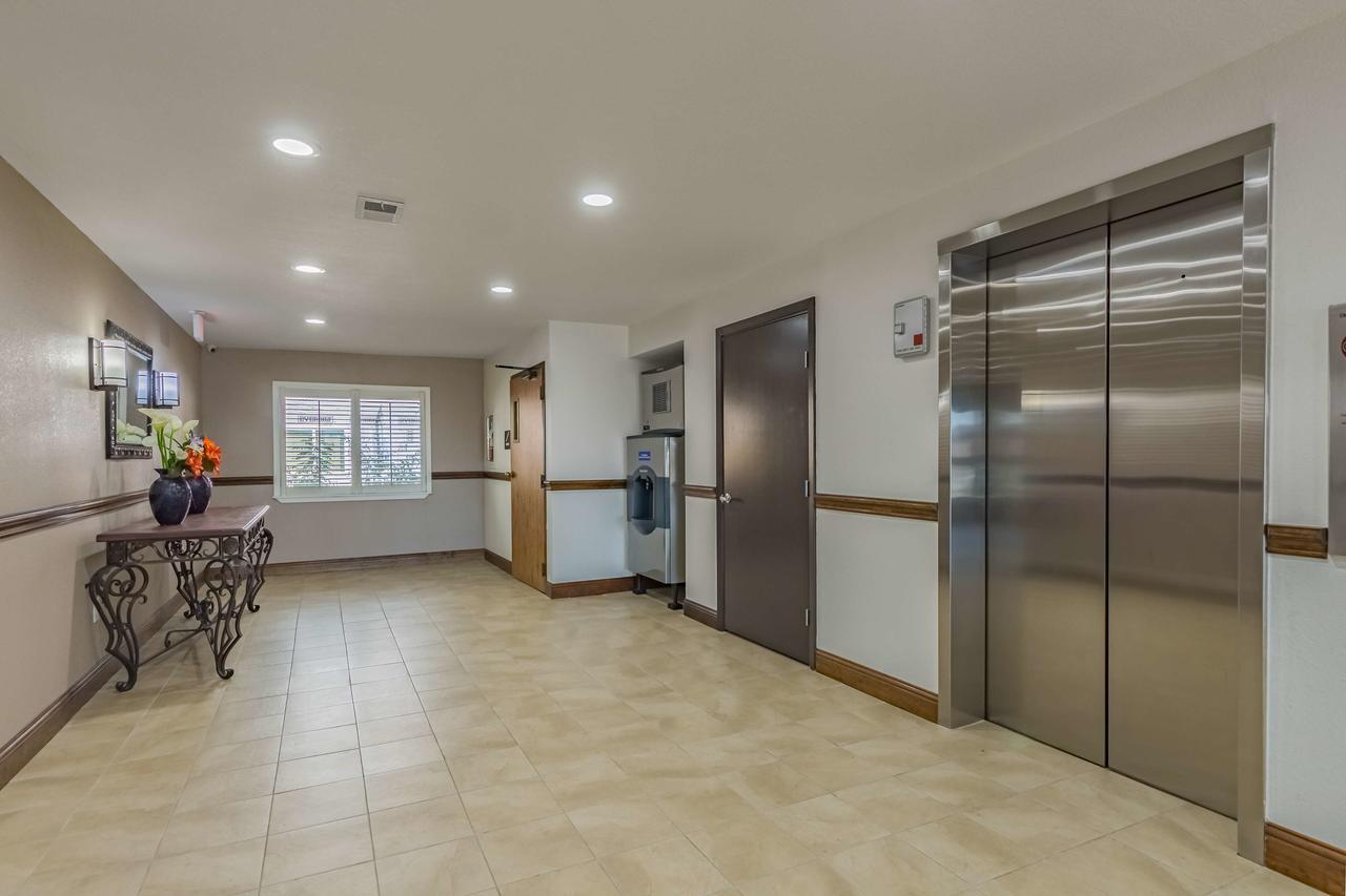 Studio 6-Plano, Tx Ngoại thất bức ảnh